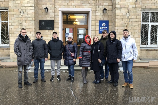 Студенты МФТИ посетили научно-испытательный центр ЦИАМ