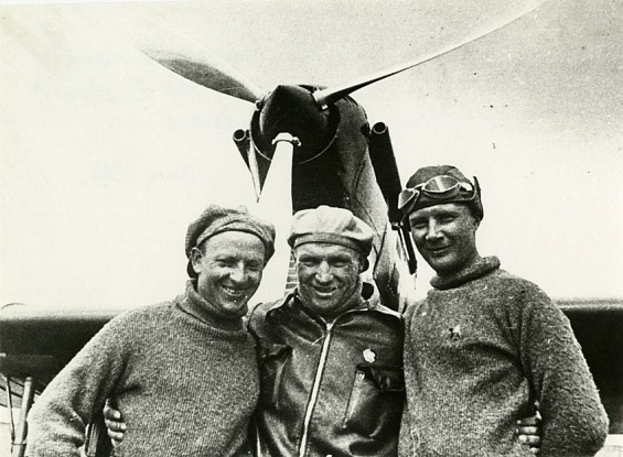 18 июня 1937 года. Перелет Чкалова через Северный полюс 
