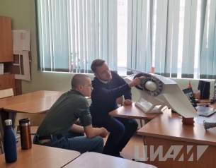 «Уроки авианауки» провели специалисты ЦИАМ для московских школьников